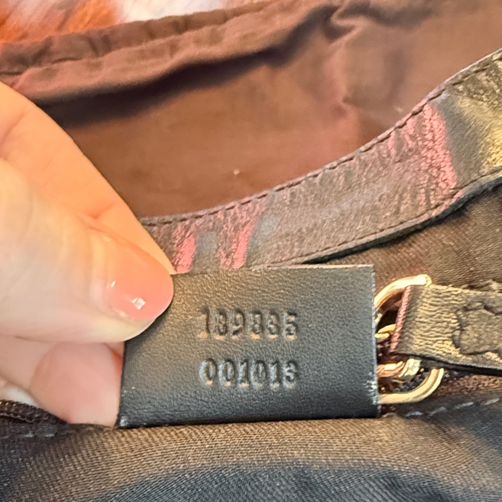 Gucci Black Monogram Shoulder Bag - Picture 4 of 12